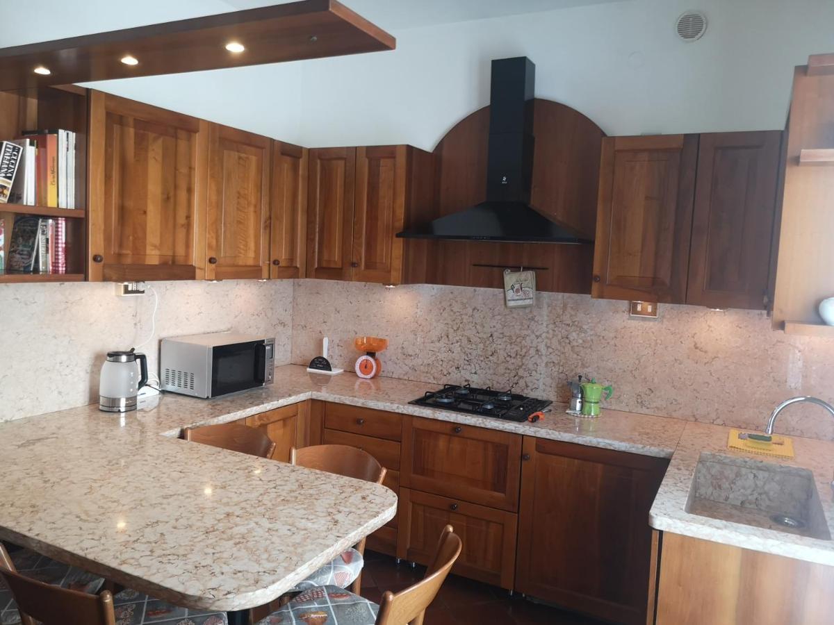 Appartement Ai Quattro Ulivi à Peschiera del Garda Extérieur photo