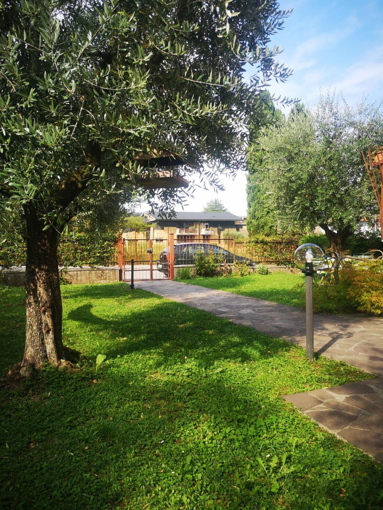 Appartement Ai Quattro Ulivi à Peschiera del Garda Extérieur photo